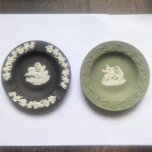 Wedgwood Two Different Jasperwood Ashtrays Black Green White Horse Light Wear